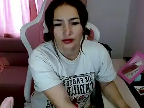 EVA GRAYS online show from 02/24/25, 07:19