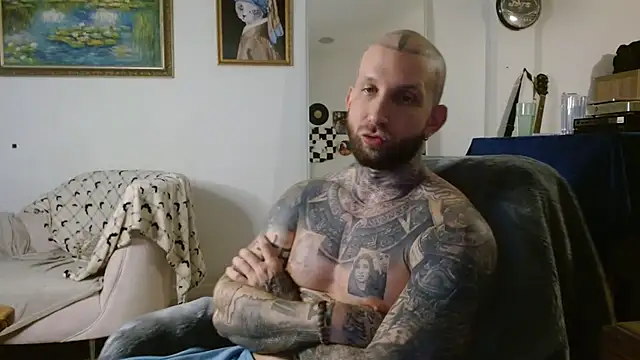 bobbybacala91 online show from 10/04/25, 04:43