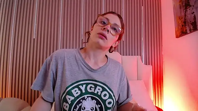 Katy Van online show from 04/28/26, 08:47
