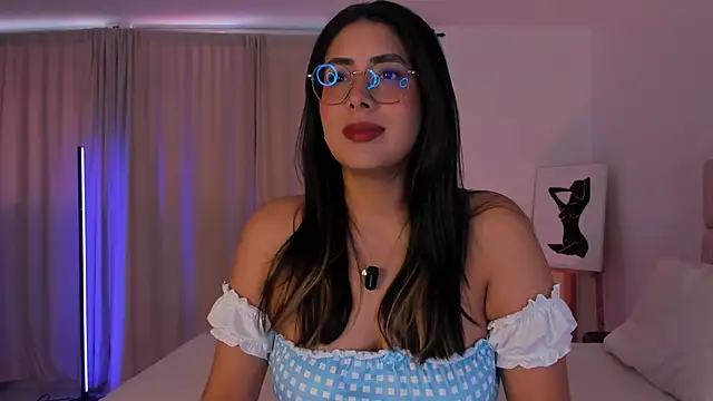 tina olsen07 online show from 09/15/25, 02:17