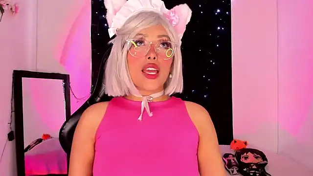 Snapshot of willow_poisson chatting on 01/19/25, 05:18 willow poisson online show from 01/19/25, 05:18