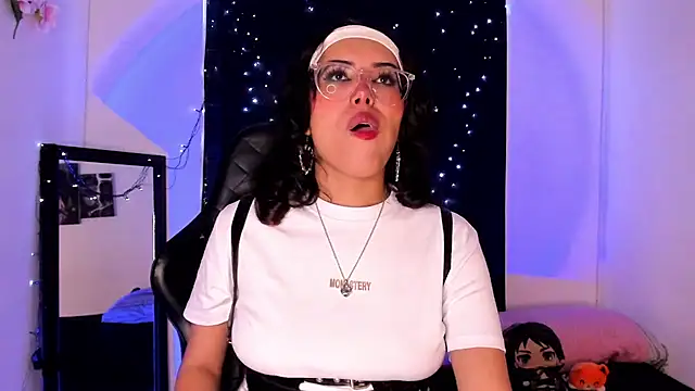 Snapshot of willow_poisson chatting on 03/04/25, 05:34 willow poisson online show from 03/04/25, 05:34