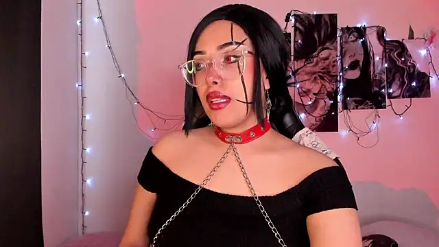 Snapshot of willow_poisson chatting on 09/25/25, 05:16 willow poisson online show from 09/25/25, 05:16