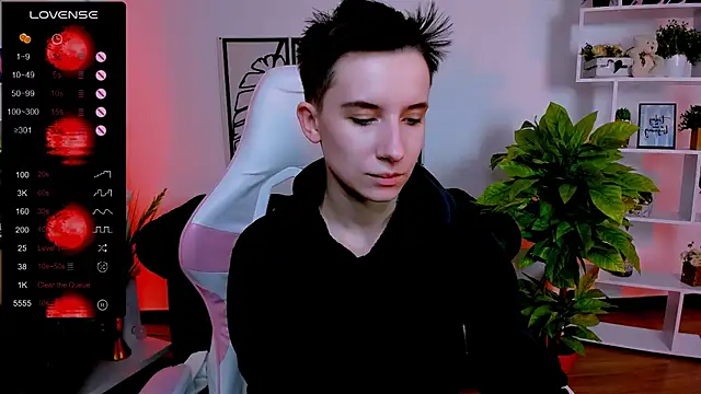 Snapshot of _Rein_ramm chatting on 01/30/25, 12:06 Rein ramm online show from 01/30/25, 12:06