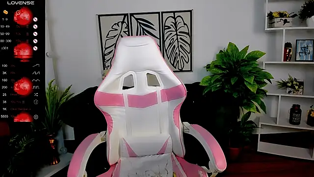 Snapshot of _Rein_ramm chatting on 03/21/25, 02:50 Rein ramm online show from 03/21/25, 02:50