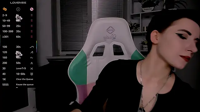 Snapshot of _Rein_ramm chatting on 10/26/25, 08:04 Rein ramm online show from 10/26/25, 08:04