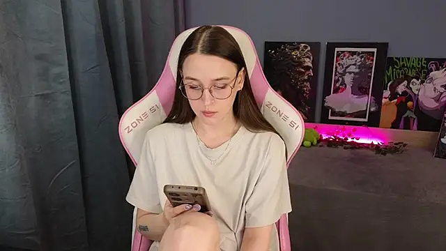 Snapshot of Sweet_frosti chatting on 06/05/26, 03:24 Sweet frosti online show from 06/05/26, 03:24