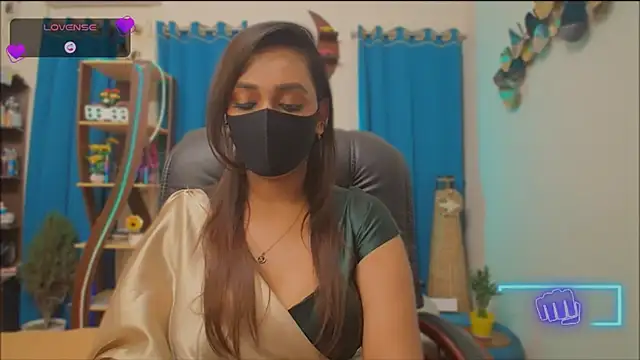 Snapshot of OH-Monica chatting on 02/25/26, 04:49 OH-Monica online show from 02/25/26, 04:49