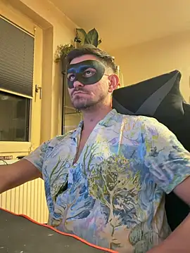 Snapshot of Shaiiboy chatting on 02/13/26, 02:29 Shaiiboy online show from 02/13/26, 02:29