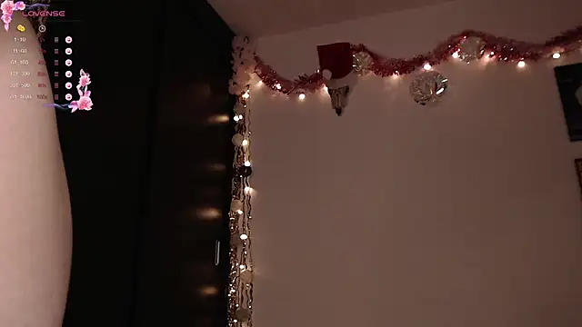 Snapshot of CherryBlossom___ chatting on 01/09/25, 02:11 CherryBlossom online show from 01/09/25, 02:11