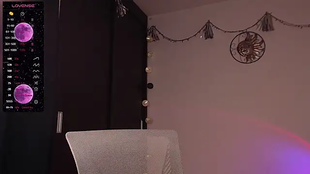 Snapshot of CherryBlossom___ chatting on 03/23/25, 03:54 CherryBlossom online show from 03/23/25, 03:54