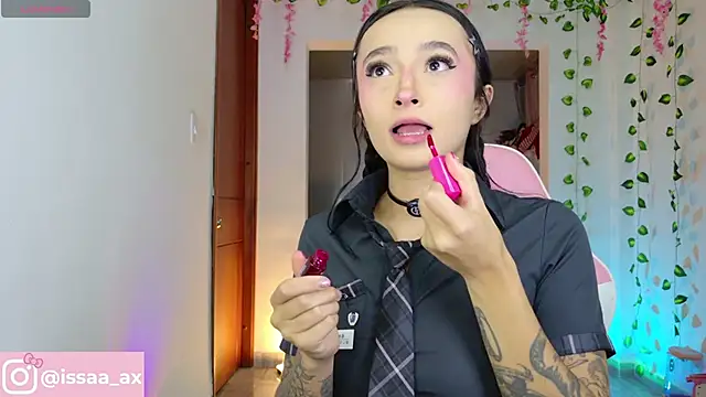 issagarcia online show from 12/18/25, 09:54