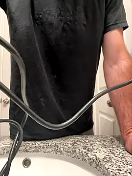 Snapshot of StrokinSnowman chatting on 10/17/25, 03:42 StrokinSnowman online show from 10/17/25, 03:42