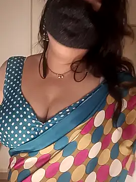 Love-priya online show from 11/24/25, 08:36