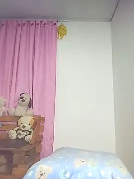 KATYGONZALEZ online show from 12/19/25, 08:21