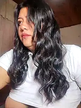 KATYGONZALEZ online show from 05/06/26, 10:20