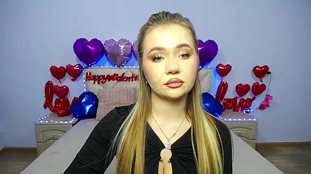 Snapshot of StacyYellig chatting on 02/11/25, 06:33 StacyYellig online show from 02/11/25, 06:33