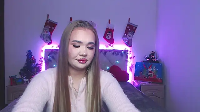 Snapshot of StacyYellig chatting on 12/13/25, 08:58 StacyYellig online show from 12/13/25, 08:58