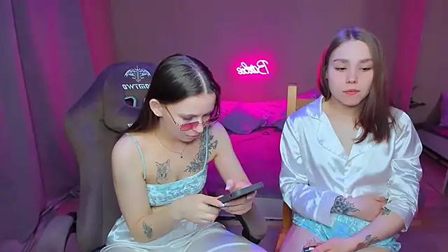 HelloRoxy online show from 03/02/25, 12:43