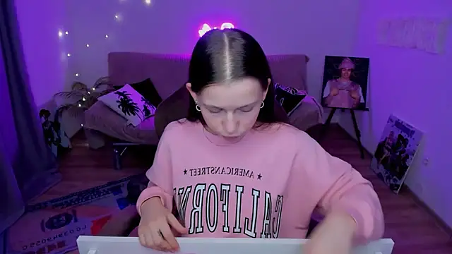 HelloRoxy online show from 02/21/26, 12:22