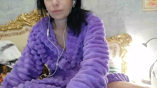 Snapshot of StunnigArt chatting on 06/17/26, 01:08 StunnigArt online show from 06/17/26, 01:08