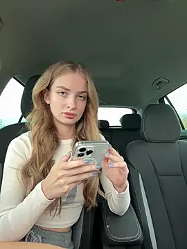 EvieEvans online show from 09/15/25, 03:34