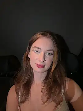 EvieEvans online show from 12/14/25, 04:56