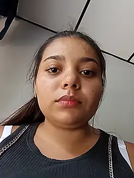 stefanie010 online show from 05/31/26, 04:14
