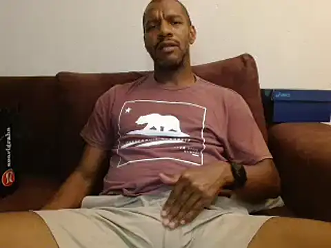 Snapshot of elmorenazost chatting on 03/08/25, 03:50 elmorenazost online show from 03/08/25, 03:50