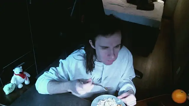 Snapshot of izilizi_23 chatting on 12/05/24, 12:22 izilizi 23 online show from 12/05/24, 12:22