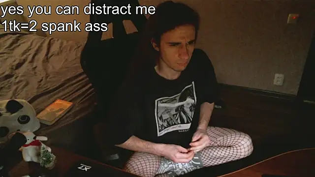 Snapshot of izilizi_23 chatting on 12/17/24, 07:37 izilizi 23 online show from 12/17/24, 07:37