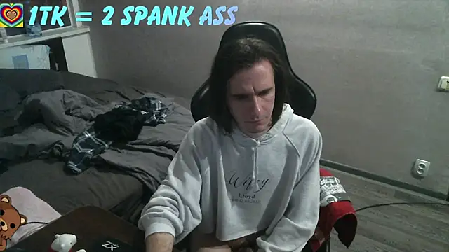 Snapshot of izilizi_23 chatting on 11/14/25, 07:56 izilizi 23 online show from 11/14/25, 07:56