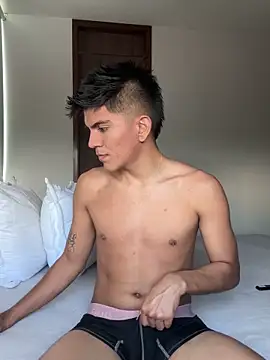 santiago 01 online show from 12/29/24, 09:30