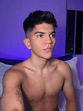 santiago 01 online show from 01/22/25, 03:41