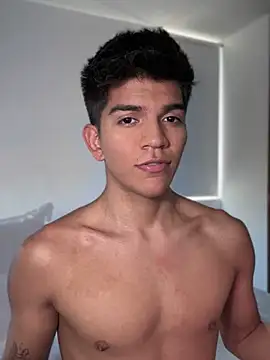 santiago 01 online show from 02/06/25, 10:10