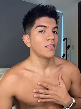 santiago 01 online show from 03/20/26, 09:19