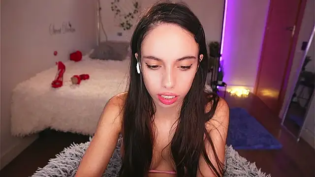 Dayna Nebula online show from 10/12/25, 10:36