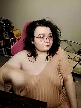 Snapshot of DenisHailey chatting on 12/21/24, 06:34 DenisHailey online show from 12/21/24, 06:34