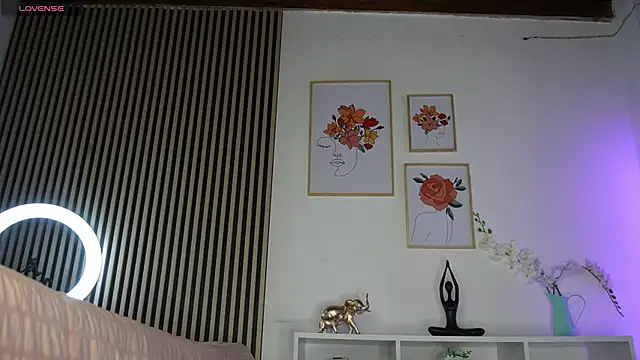 LillyDolls23 online show from 09/17/25, 12:51