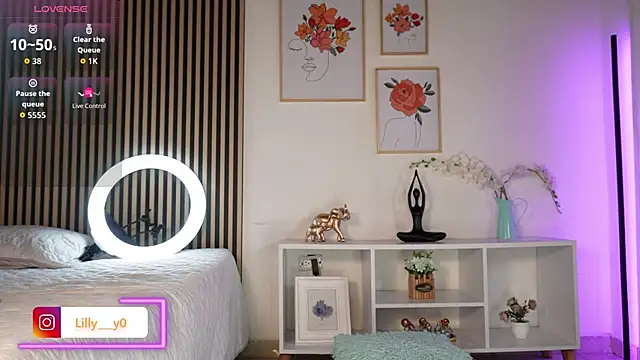 LillyDolls23 online show from 12/14/25, 12:54