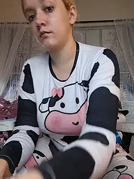 NaomiShimizu online show from 12/18/25, 07:53