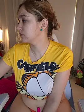 NaomiShimizu online show from 04/13/26, 08:36