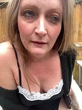 HoneyBluex online show from 03/24/26, 10:09