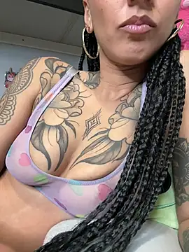 Nadiasexy online show from 03/22/25, 04:47