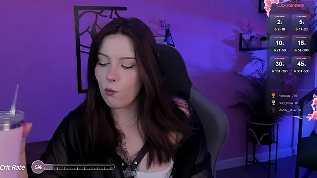 CoralineKeyns online show from 12/12/24, 11:18