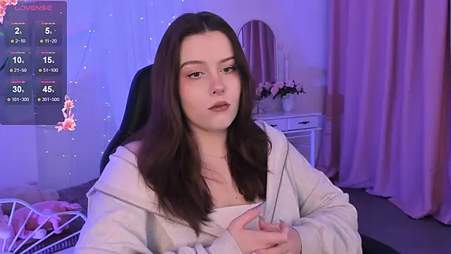 CoralineKeyns online show from 02/10/25, 05:14