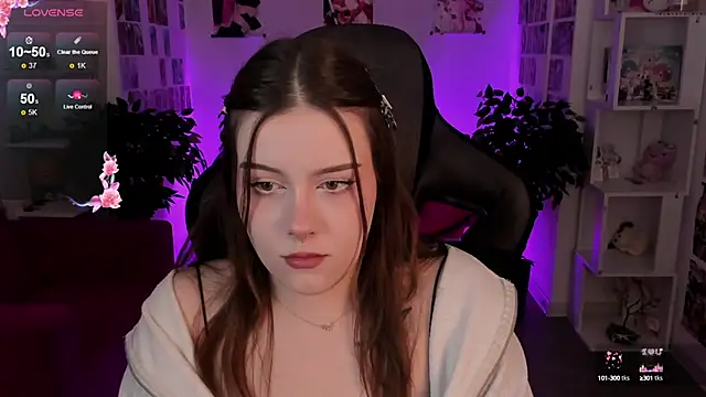 CoralineKeyns online show from 03/10/25, 05:33