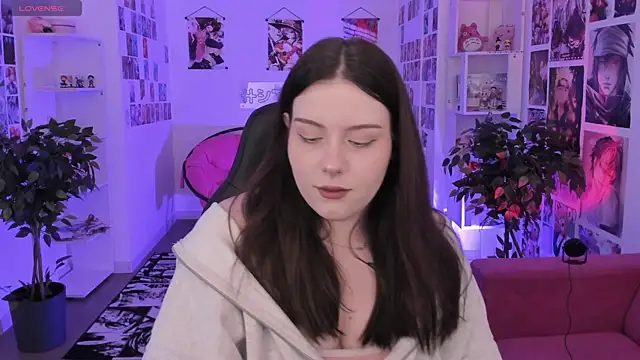 CoralineKeyns online show from 10/20/25, 06:25