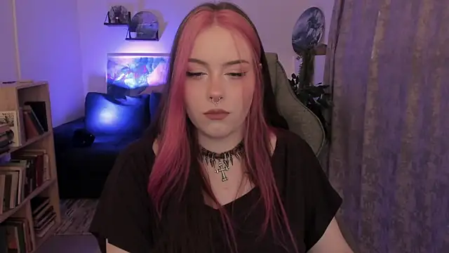 CoralineKeyns online show from 07/09/26, 05:33