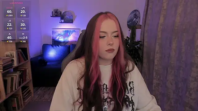 CoralineKeyns online show from 07/11/26, 02:47